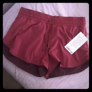 NWT Lululemon choose a side 3’ in chianti/cassis